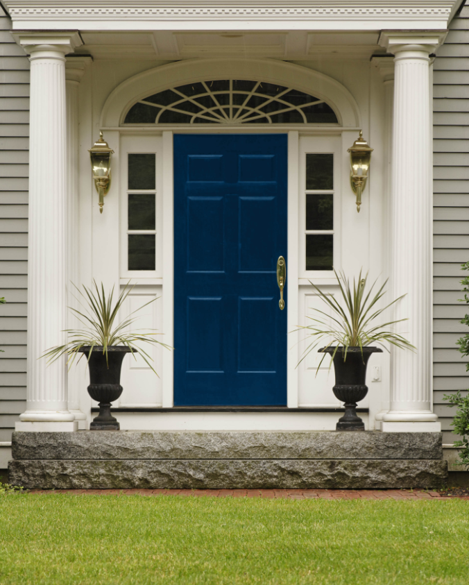 white house blue shutters - what color door