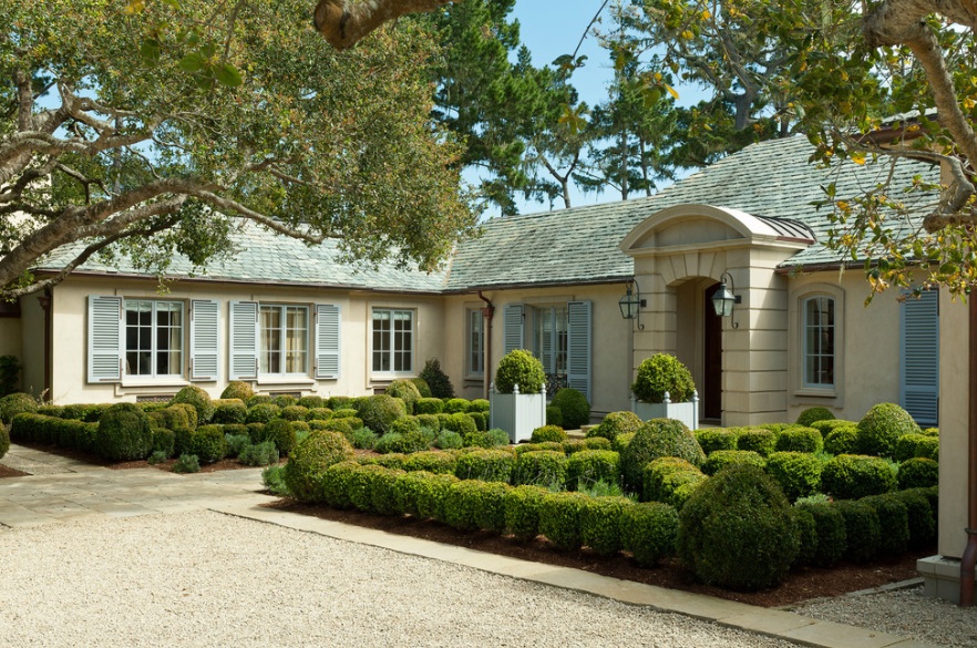 houses with green shingle roofs