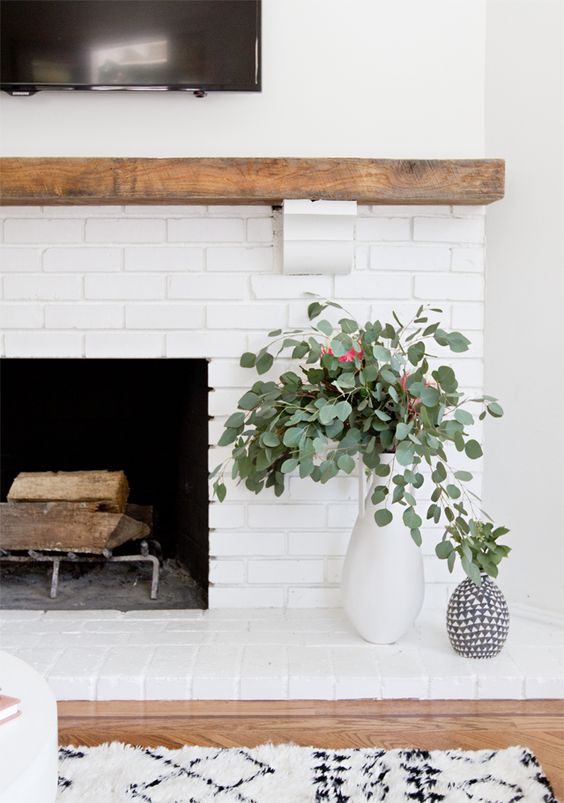 Ask Maria: Is my Fireplace too Earthy for a White Kitchen?