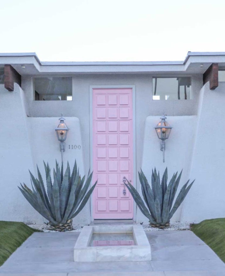 The Best Front Door Colours Inspired By Mid Century Homes - Exterior Colour