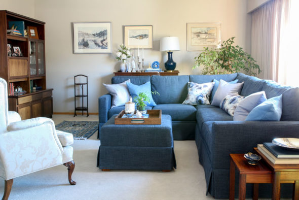 A Shortcut to Arranging Pillows on a Sectional: Before & After ...