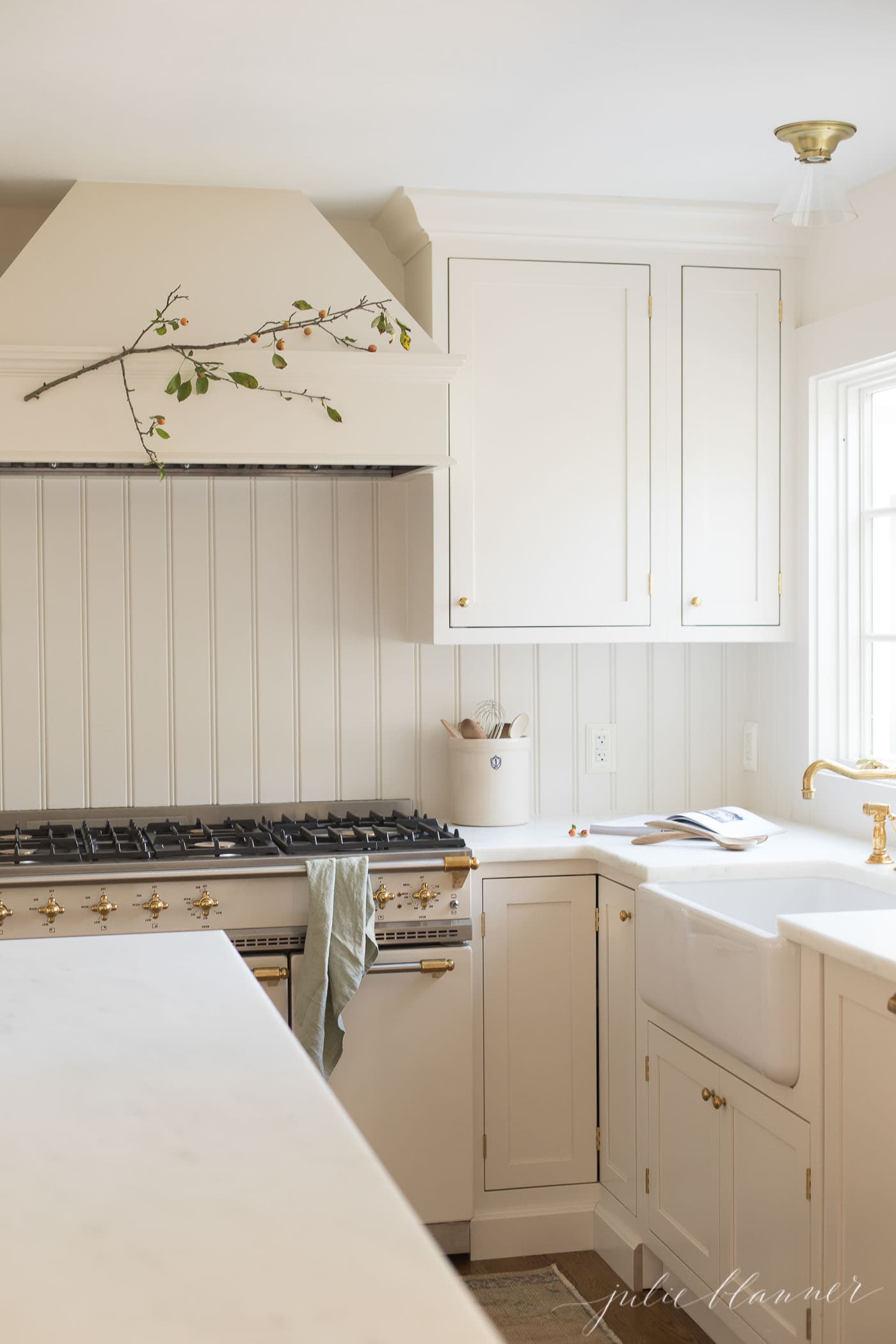 How Soon Will My Farmhouse Kitchen Design Look Dated? - Design Advice