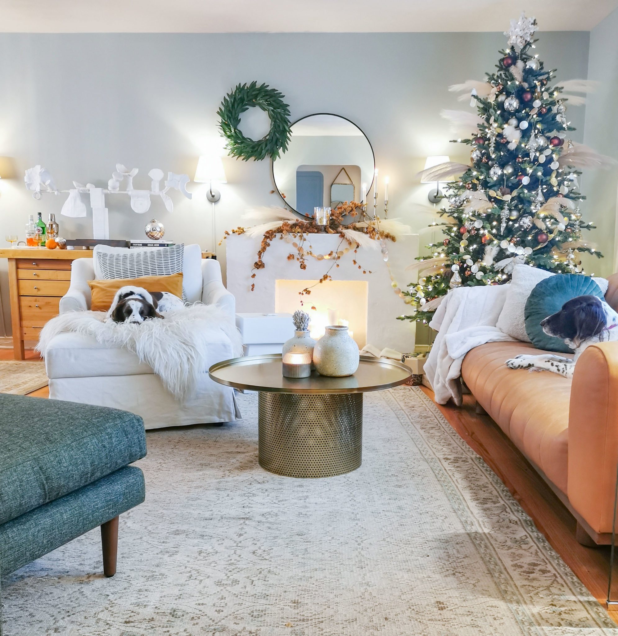 Skip the Blue: I'll Have a Beige Christmas Instead - Beige