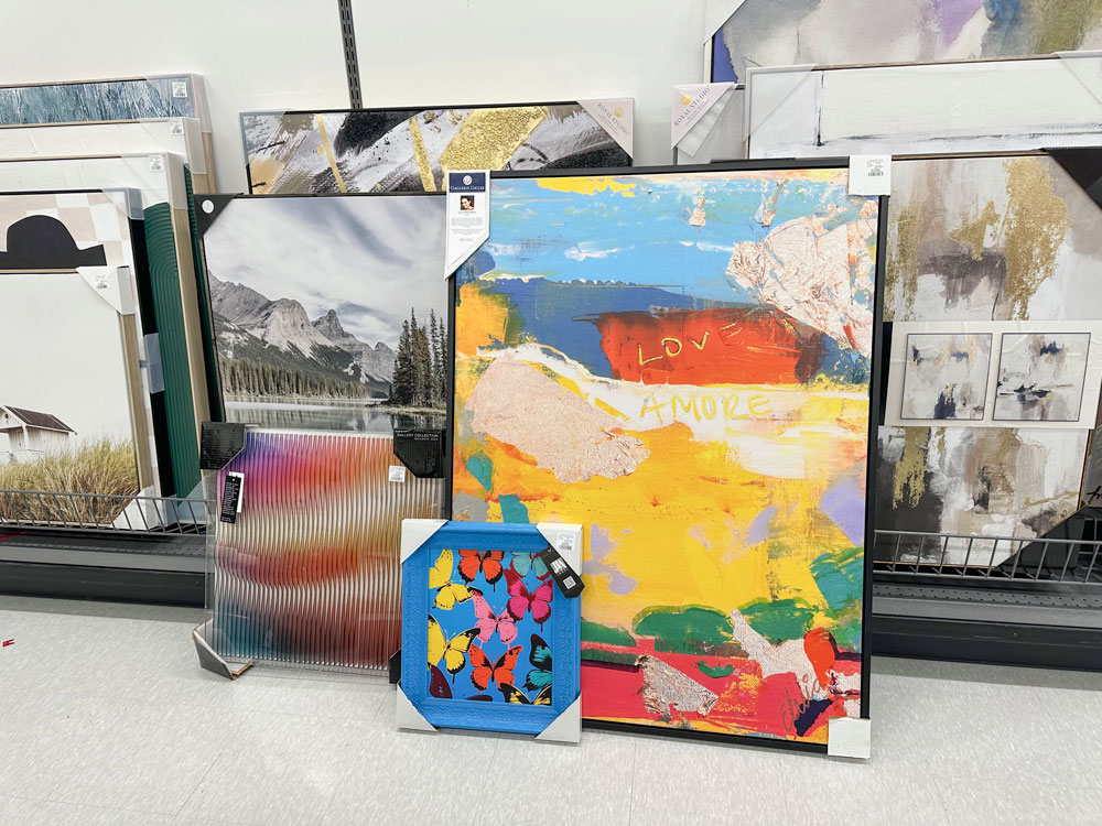 shopping for colourful art