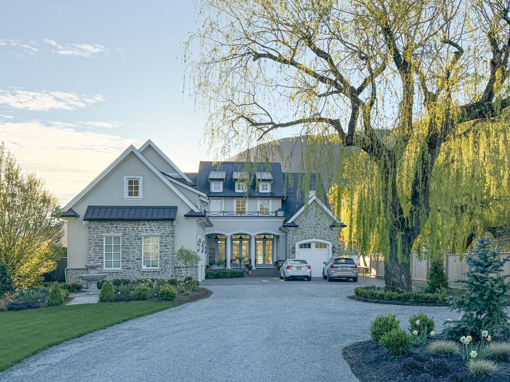 Stone and stucco exterior